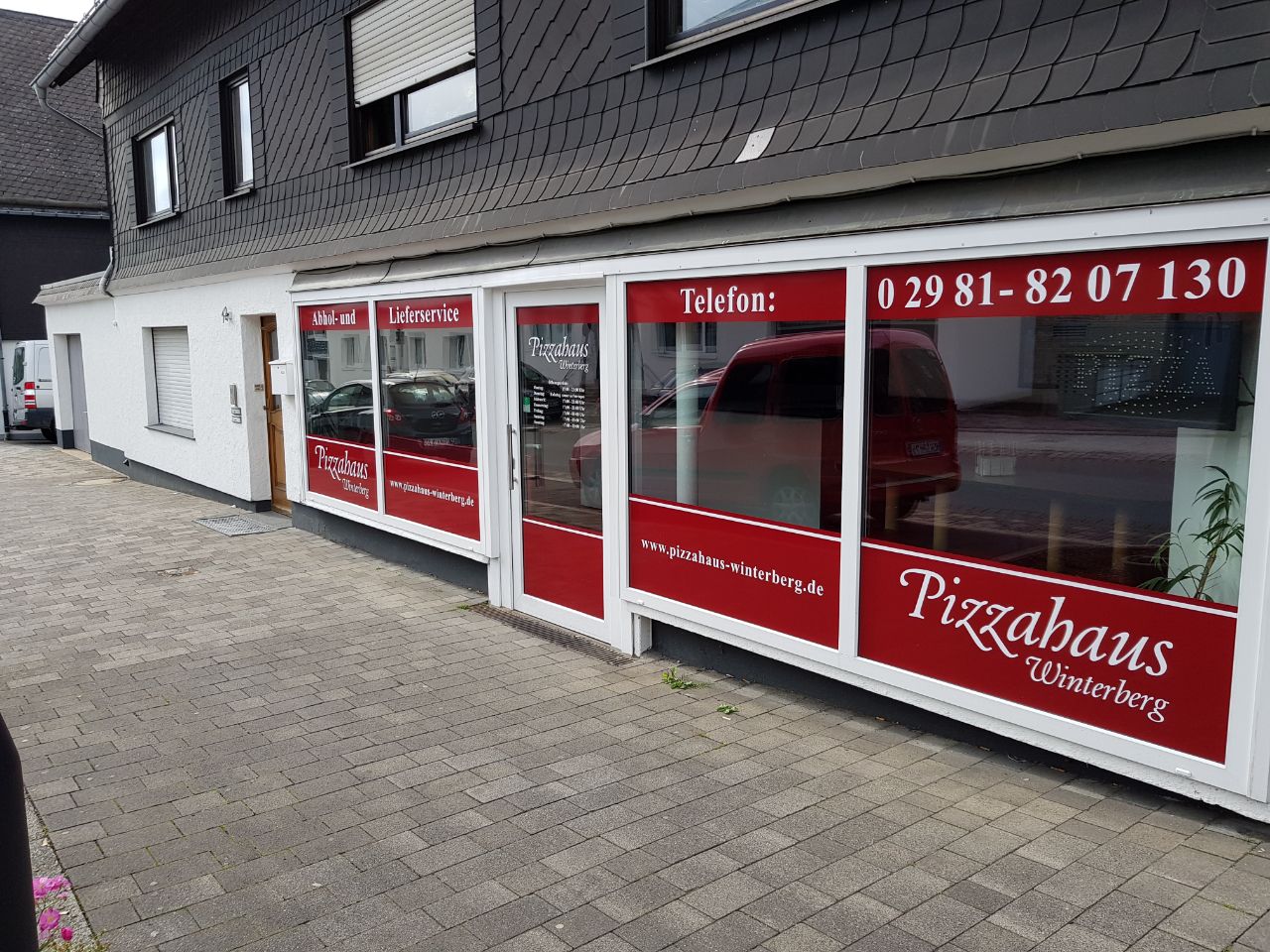 Pizzahaus Resturant Winterberg Pizza Pizzarien Von Aussen